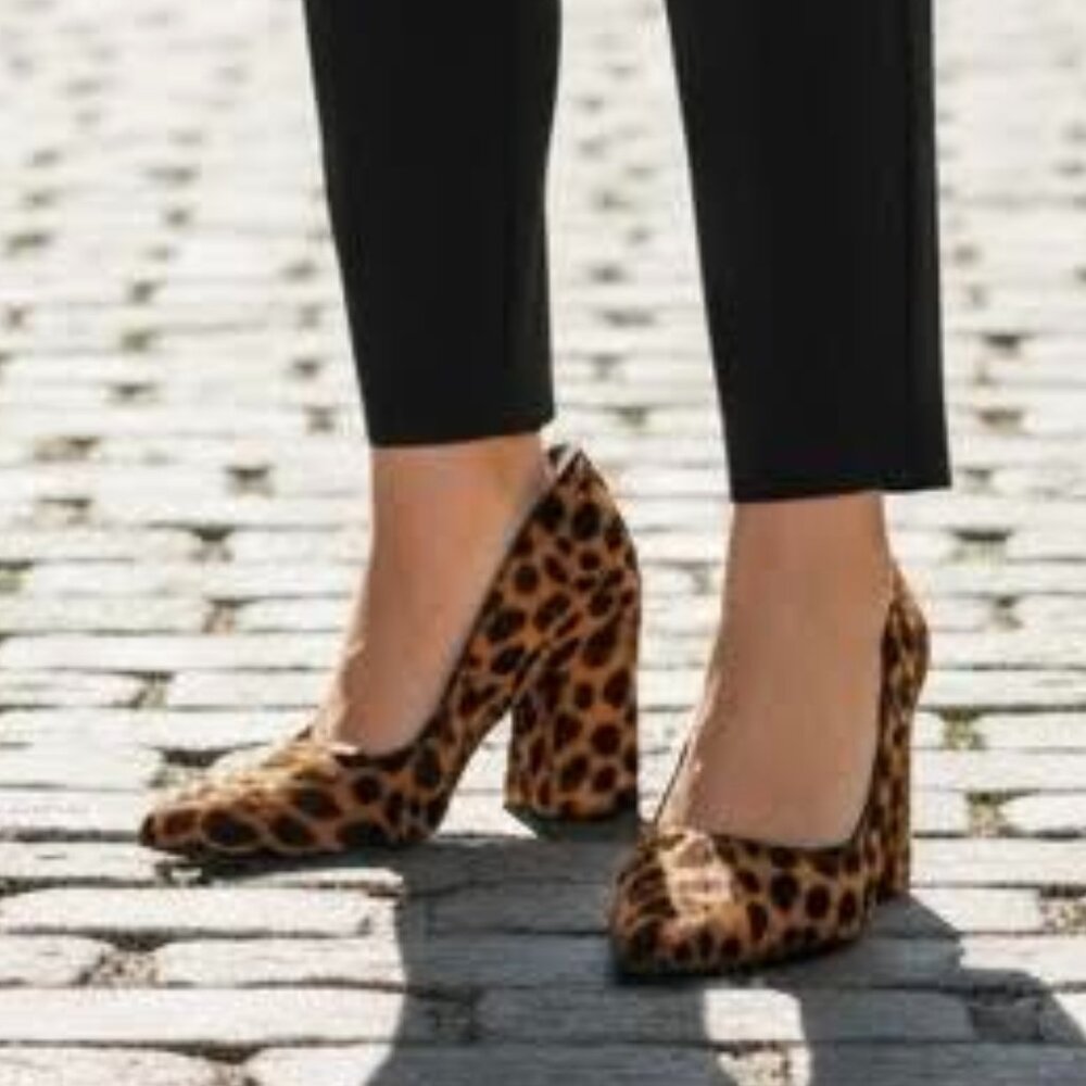 Vince Camuto Calf Hair Leopard Print Block Heel Pumps Size 11M - Picture 2 of 15